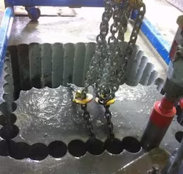 Elmas karot sistemi ile beton zeminde dairesel delme ve beton numunesi çıkarma işlemi